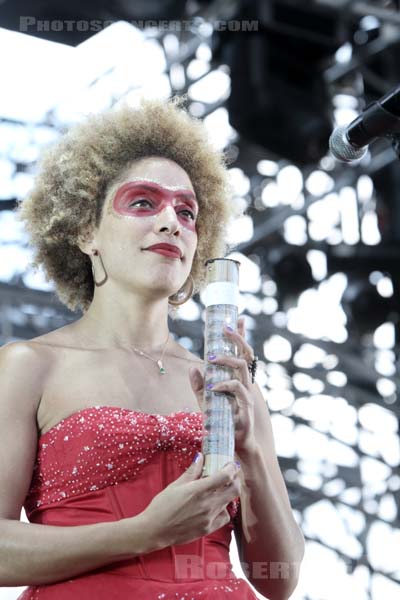 MARTINA TOPLEY BIRD - 2010-08-28 - SAINT CLOUD - Domaine National - Scene de l'Industrie - Martina Gillian Topley-Bird